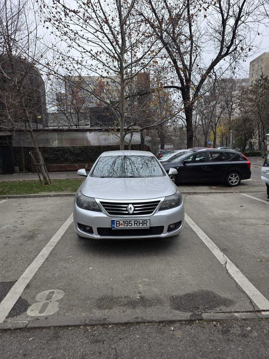 Renualt Latitude 2.0 Benzina, 140CP