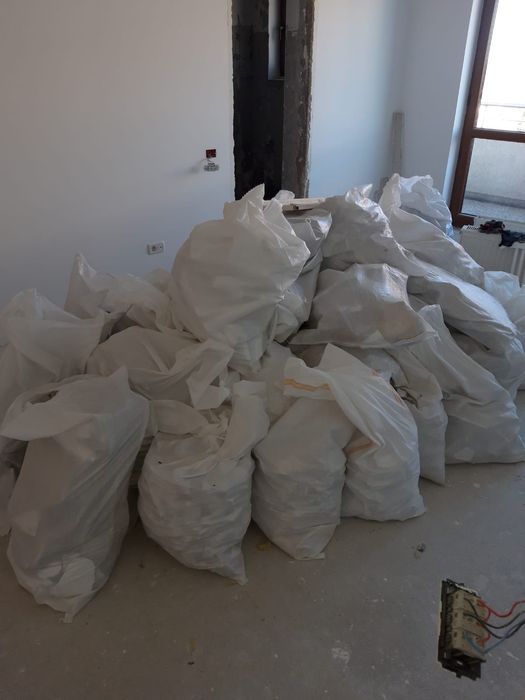 Debarasare moloz ,mobila