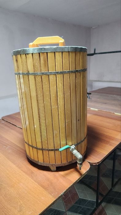 Sharbat bochka yogʻoch