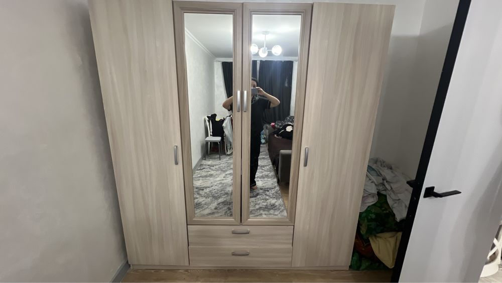 Продается шкаф для одежды