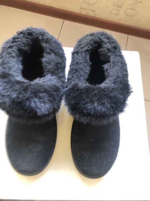 Обувь зимняя женская (уги)