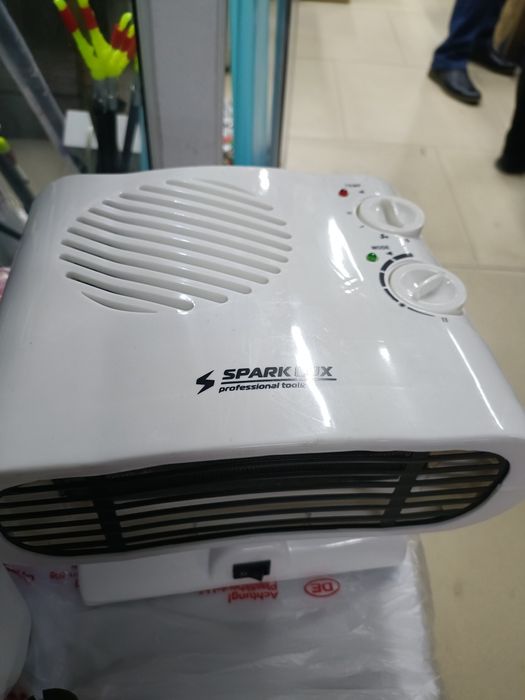 Тепловентилятор, обогреватель