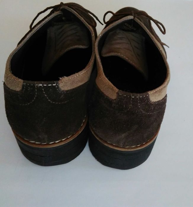 Дамски затворени обувки на платформа 37 (38) номер