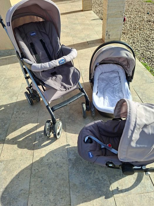 Carucior 3 in 1  chicco