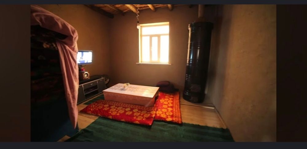 Zudlik bilan sotiladi