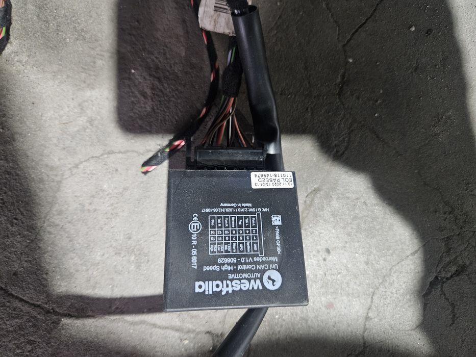 Теглич за Мерцедес Cls w218 комби