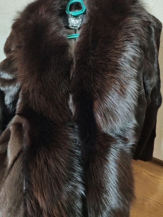 Продается женская одежда, шубка новая