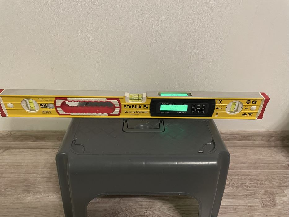 Електорнен нивелир STABILA 196 - 2( bosch,milwaukee)