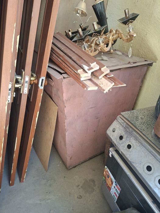 Континер для мусор.