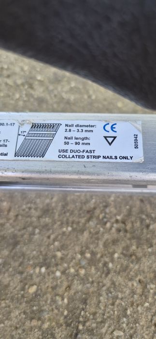 Pistol pneumatic cuie lemn DuoFast 90mm