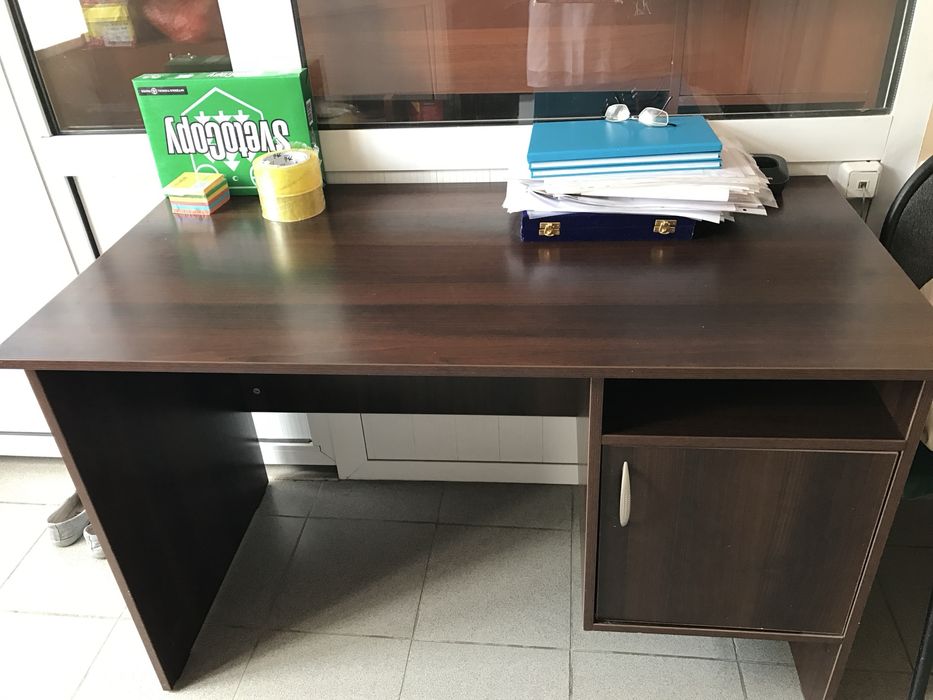 Стол письменный хороший