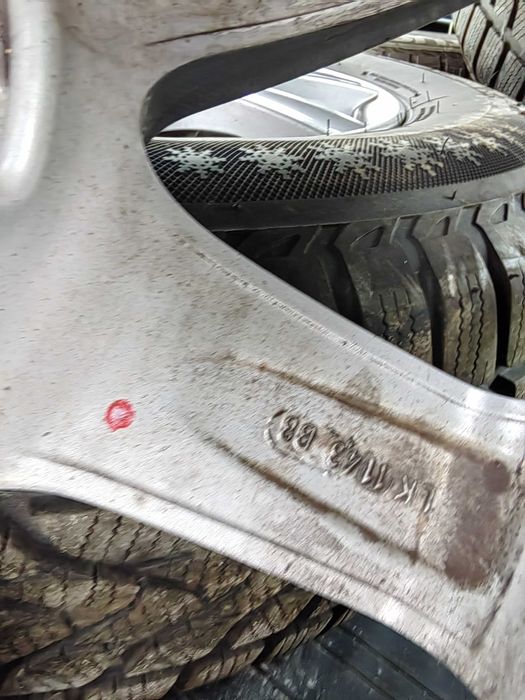 Джанти с гуми перфектни