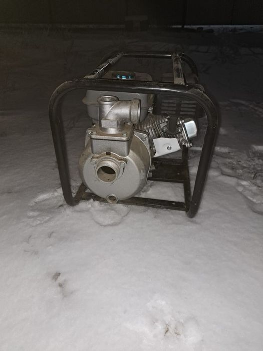 Продам водяная насос