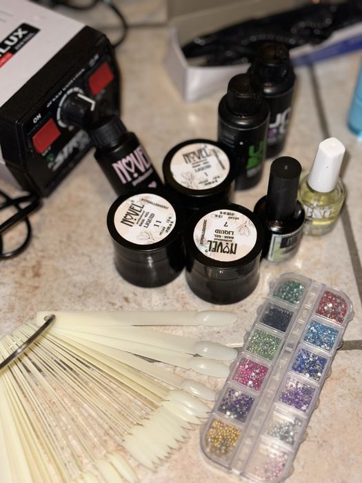 Продам набор для маникюра.