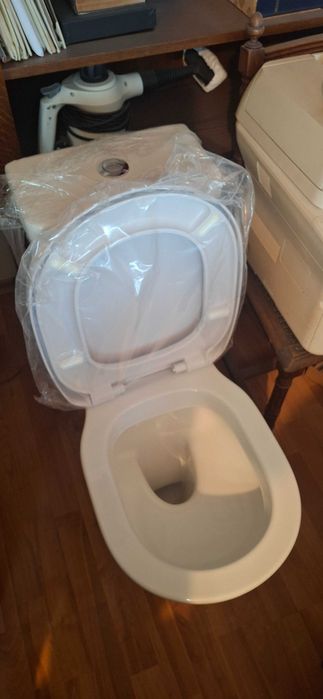 Ideal Standard Моноблок Connect Cube