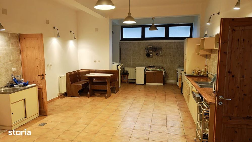 Pensiune P+1 cu 7 dormitoare cu baie proprie si spatii generoase