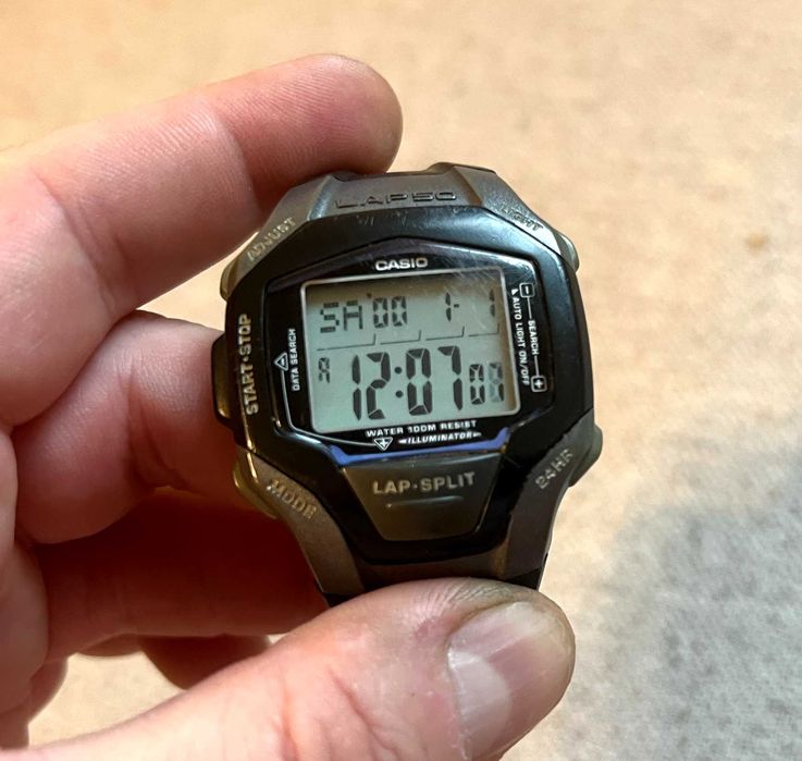 Ceas sport Casio WS-110H  rezistent la apă iluminare, funcții multiple