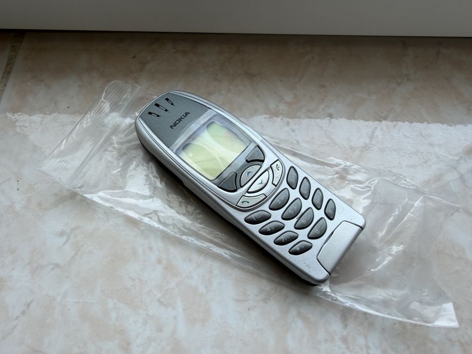 Nokia 6310i original, in stare foarte buna! Meniu in limba romana!