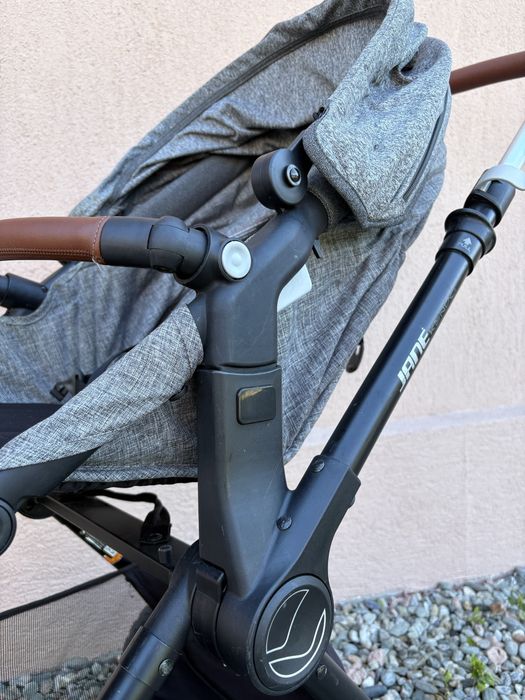 Carucior matrix light by jane 2