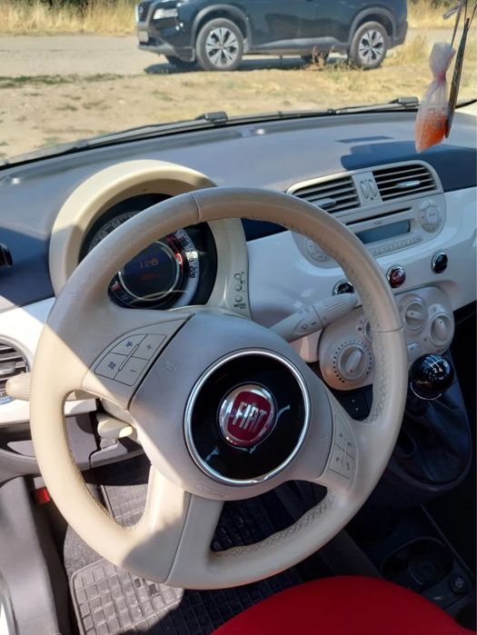 Fiat 500 2010 година