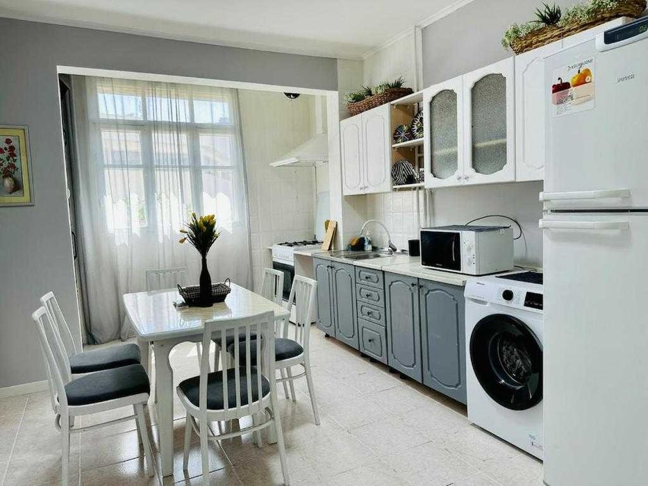 Посуточно! 2-комнатная квартира на Паркентском