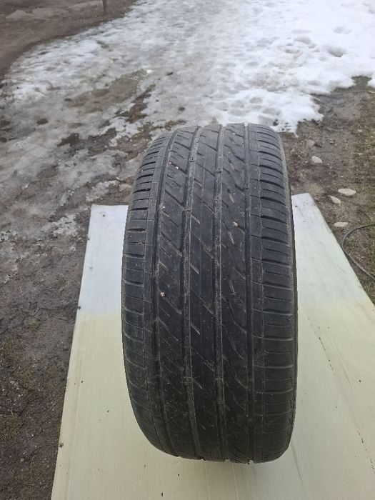 Продаётся шына 1 шт размер 285/50R20