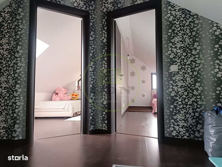 Casa de vanzare Reghin, zona semicentrala.