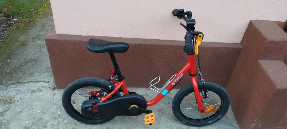 Vând Bicicleta Btwin 14 inch