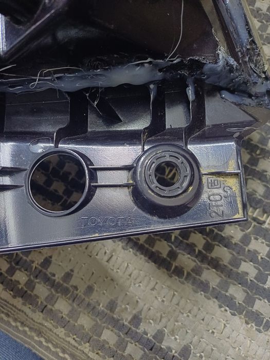 Фонари тойота раф 4