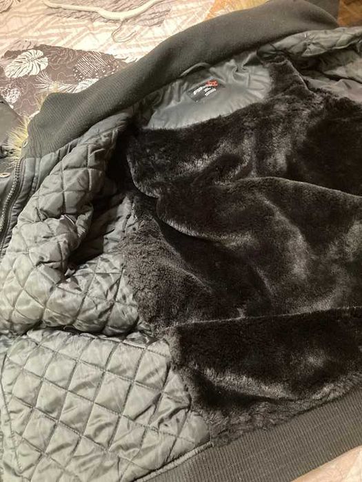 Geaca matlasata cu blanita, calduroasa , XL