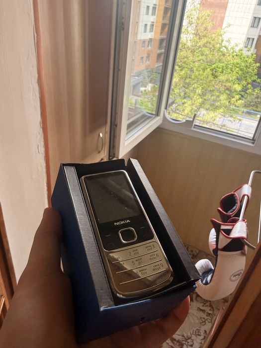 Nokia 6700 легендарный телефон