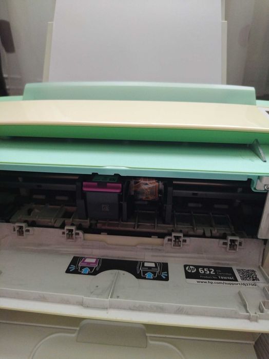 HP DeskJet 3700 multifuncțională (printare, scanare, copiere) – stare bună