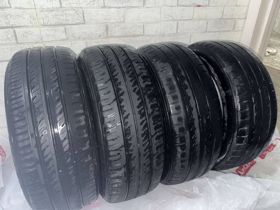 Продам шины на авто