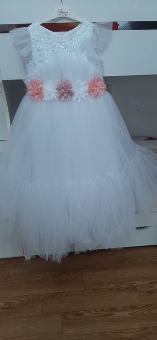 Новогоднее нарядное платье