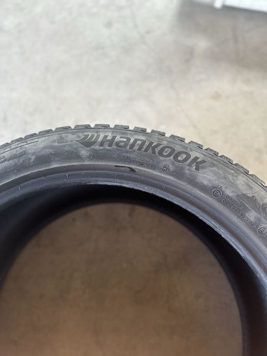 2 Anvelope 285/40 r 22 Hankook Winter i * concept evo 3 dot 2025