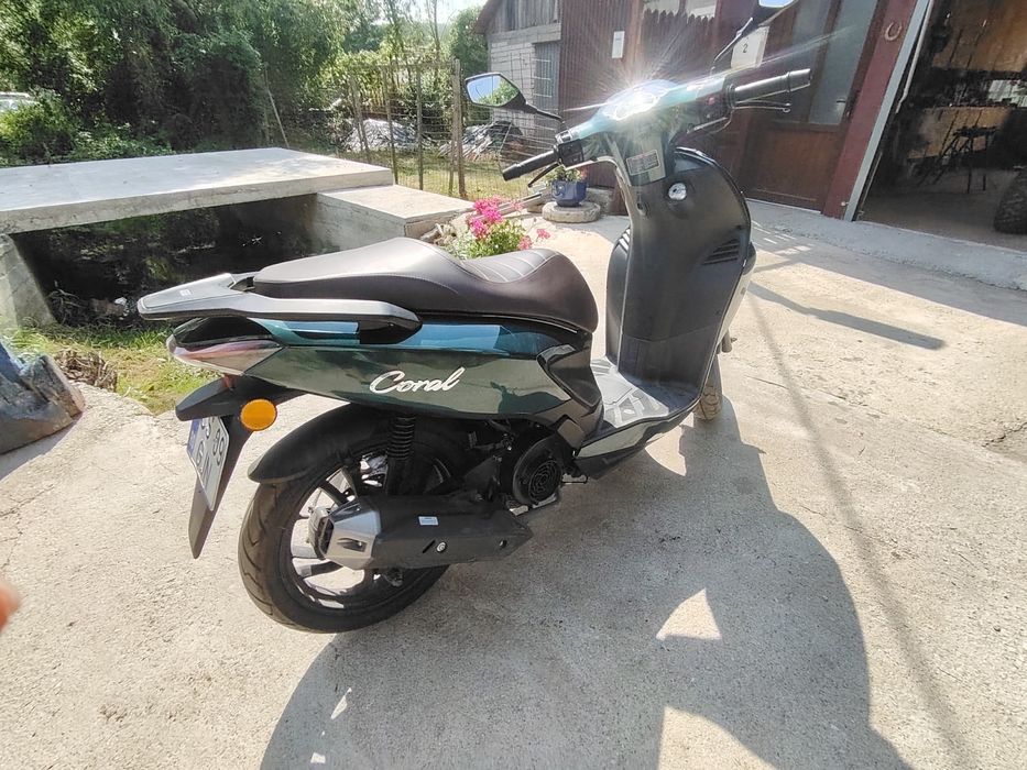 Barton Coral 125