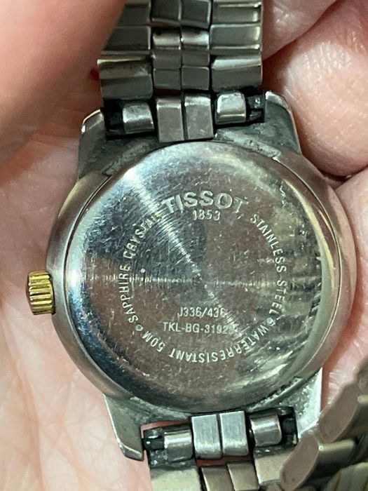 Продам часы тиссот