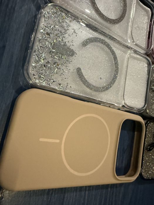 iPhone 17 Pro / iPhone 17 Pro Max  луксозни силикони