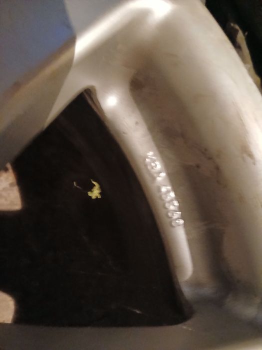 Продавам джанти 17-ки