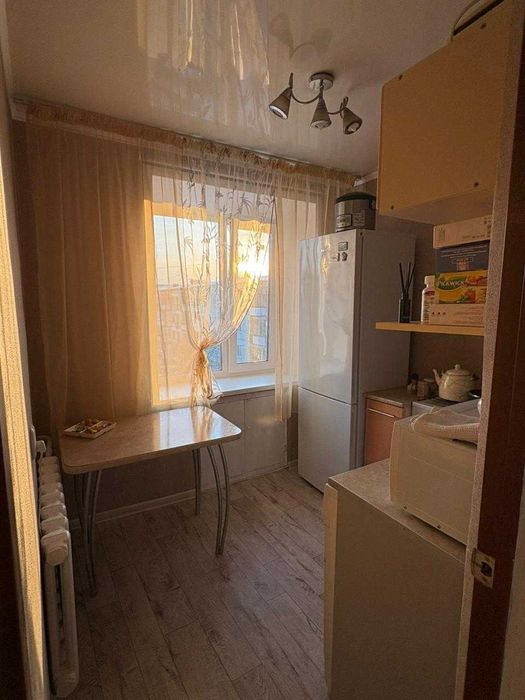 продам квартиру маг. Орбита