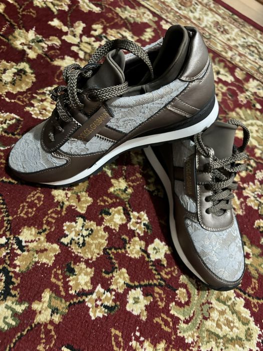 Обувь женская кроссовки