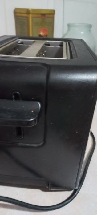 Продам тостор отличнр работаеть