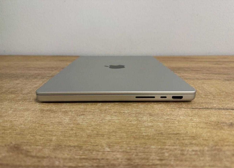 Срочно ! Macbook pro 14 m2 MAX 32ozu 1tb 2025