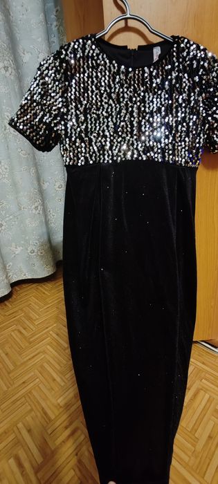 Платья  подростковые праздничные