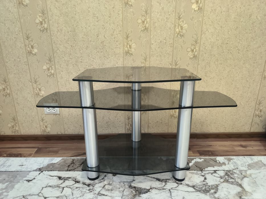 Стильная подставка для вашего дома в Отличном состоянии