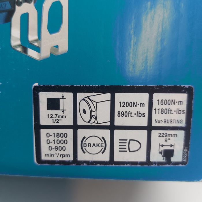 Акумулаторен ударен гайковерт Makita DTW1002Z