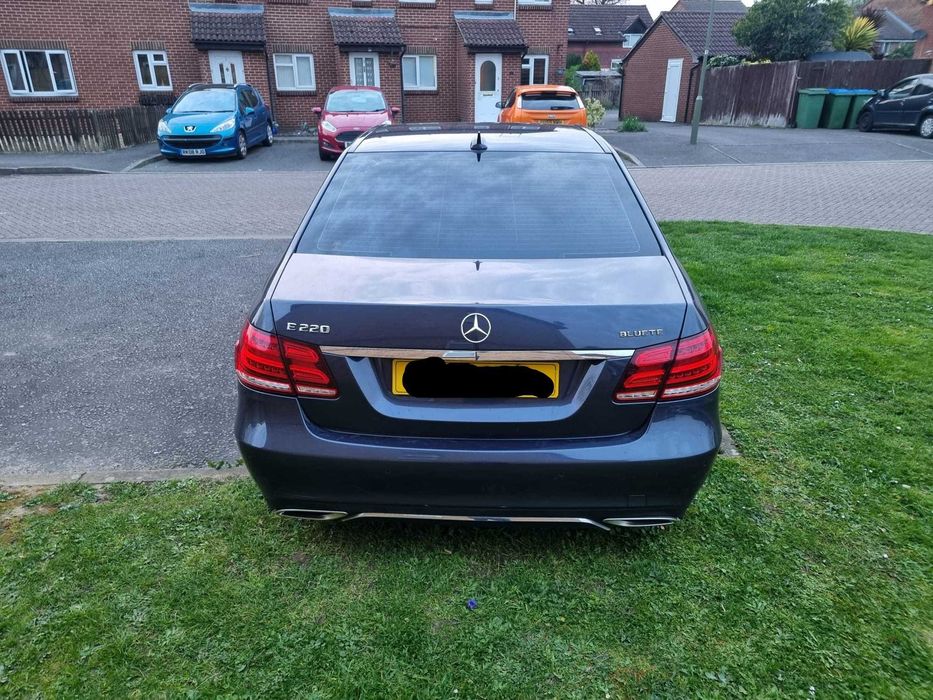 Dezmembrez / Vand Mercedes E-class 2016