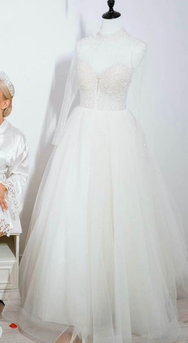 Vând rochie de mireasa !