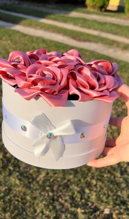 Flori făcute manual