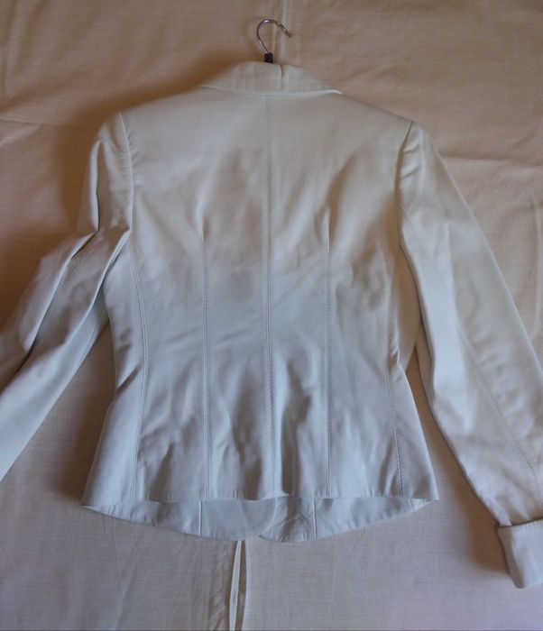 Geaca din piele naturala